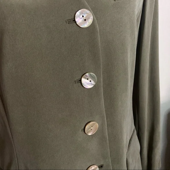 100% Silk Green Blazer With Opal Buttons NWT